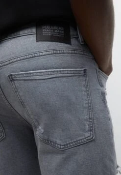 PULL & BEAR Bermuda - Shorts Di Jeans - Grey -Pull & Bear dc2e44cdfd0247ef8f405a67ff9142a0