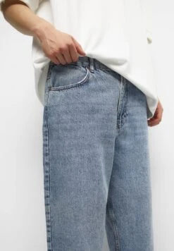 PULL & BEAR Balloon Jeans A SigarettaBlue Uomo Jeans PUC22G0LT-K12 -Pull & Bear dc669f8de19e46c2b13042495937298d