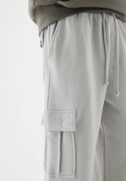 PULL & BEAR JoggersPantaloni CargoLight Grey Uomo Pantaloni PUC22E0F0-C11 -Pull & Bear dc9051d7d2d24b49b0272a0c59caee95