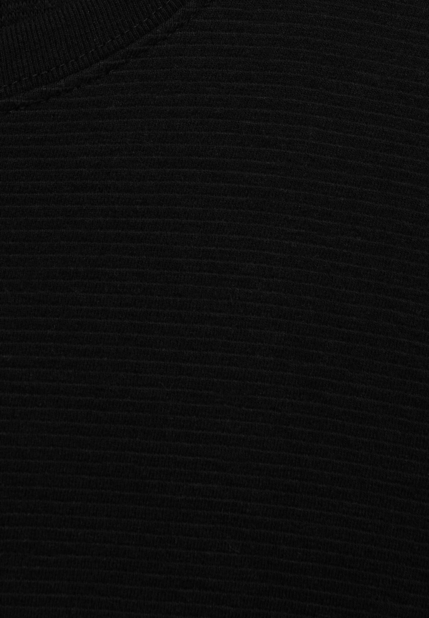 PULL & BEAR Ottoman T-Shirt BasicBlack Uomo T-shirt E Polo PUC22O1LL-Q11 6 PULL & BEAR Ottoman T-Shirt BasicBlack Uomo T-shirt E Polo PUC22O1LL-Q11 - immagine 6