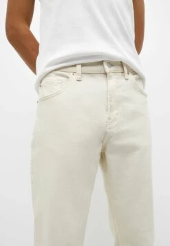 PULL & BEAR Comfort - Jeans A Sigaretta - Beige -Pull & Bear df224a3691d84f6ca5f7e76735acdb17