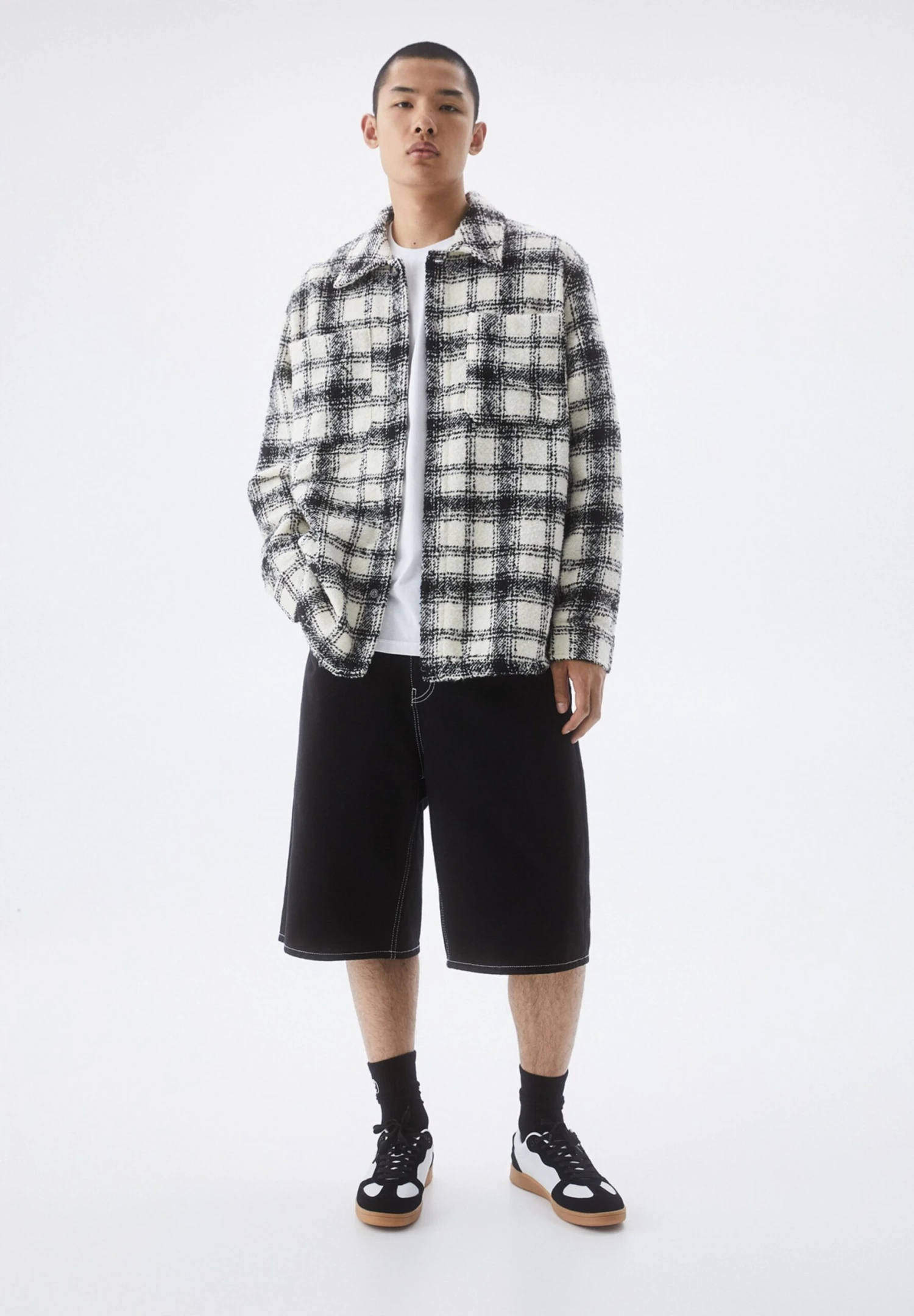 PULL & BEAR CheckCamiciaWhite Uomo Camicie PUC22D0KL-A11 2 PULL & BEAR CheckCamiciaWhite Uomo Camicie PUC22D0KL-A11 - immagine 2