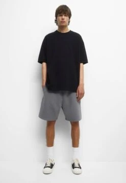 PULL & BEAR Bermuda JoggingShortsGrey Uomo Bermuda PUC22F0D3-C11 -Pull & Bear e09a89ffc342433994f578b69669546f