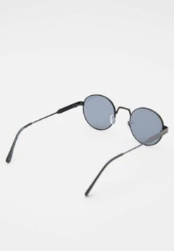 PULL & BEAR Round Occhiali Da SoleBlack Uomo Occhiali Da Sole PUC52K012-Q11 8 PULL & BEAR Round Occhiali Da SoleBlack Uomo Occhiali Da Sole PUC52K012-Q11 -Pull & Bear e10639dc0aab47988ef6d3a29374e9fe