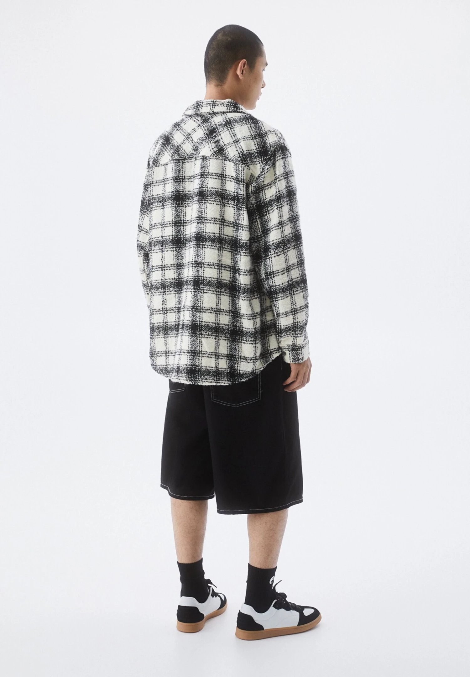 PULL & BEAR CheckCamiciaWhite Uomo Camicie PUC22D0KL-A11 3 PULL & BEAR CheckCamiciaWhite Uomo Camicie PUC22D0KL-A11 - immagine 3