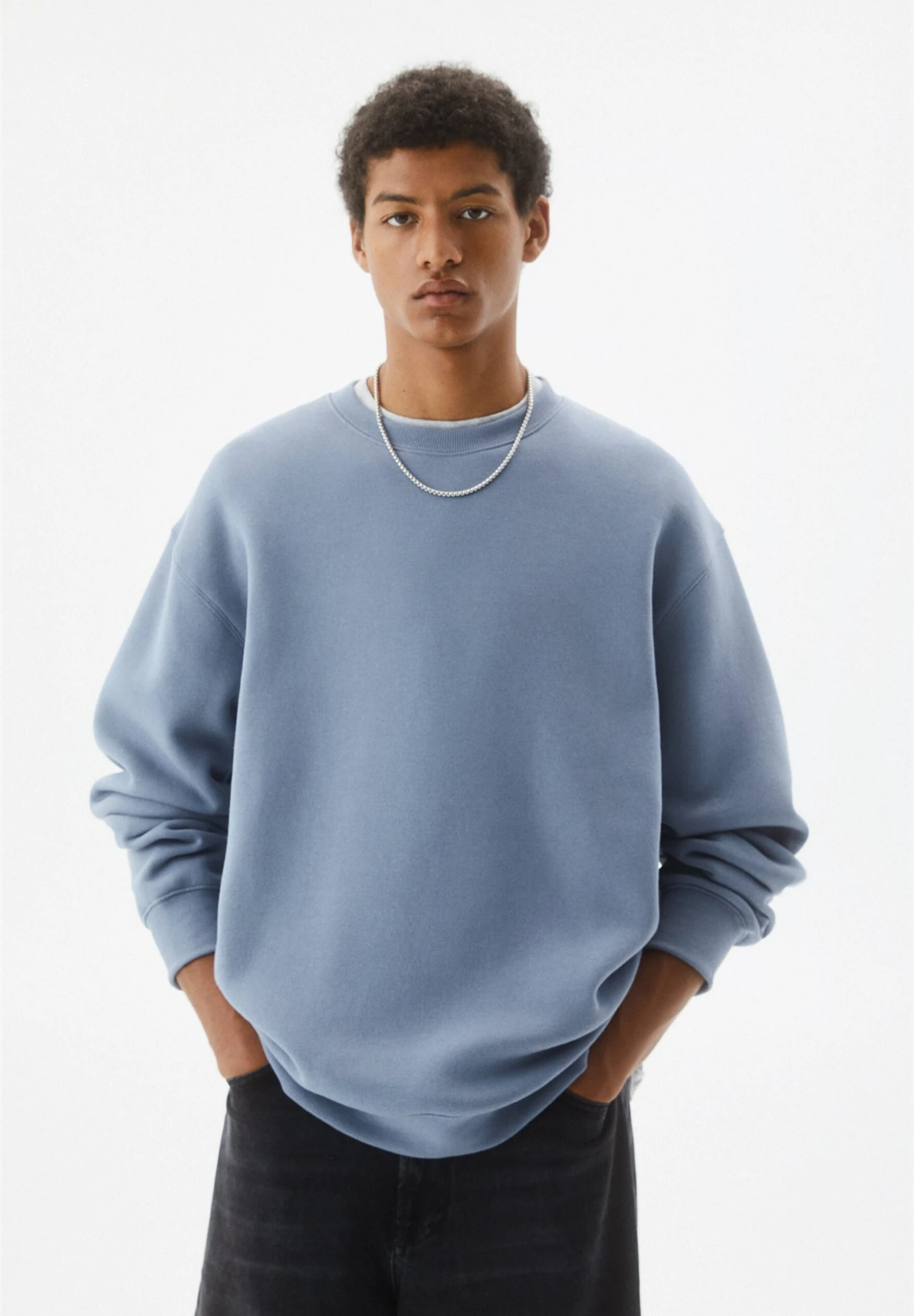 PULL & BEAR Basic Coloured Round Neck - Felpa - Blue 4 PULL & BEAR Basic Coloured Round Neck - Felpa - Blue - immagine 4
