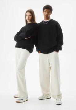 PULL & BEAR Basic Coloured Round NeckFelpaBlack Uomo Maglieria E Felpe PUC21009K-Q11