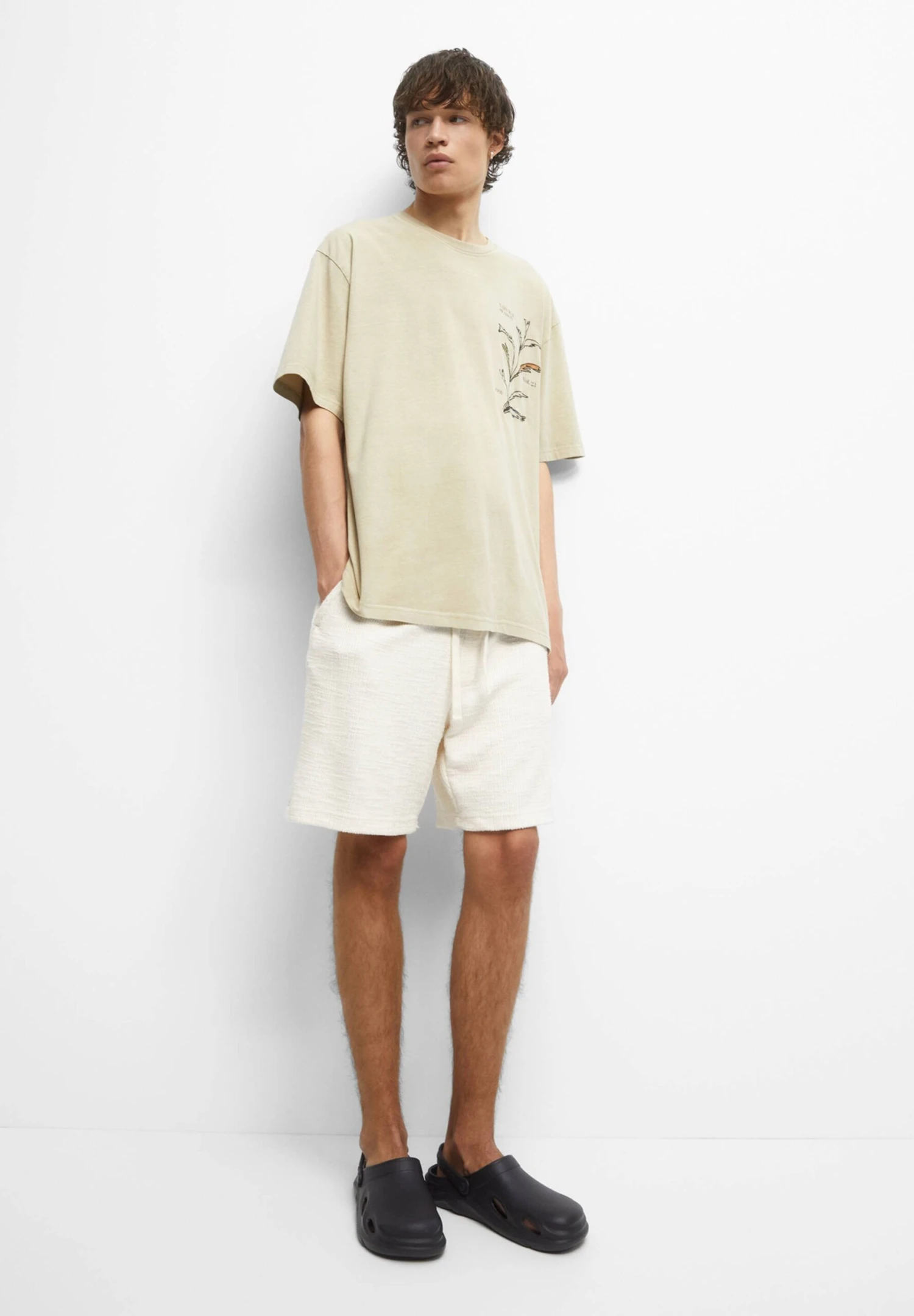 PULL & BEAR Short Sleeve T-Shirt Con StampaSand Uomo T-shirt E Polo PUC22O1OC-B11 2 PULL & BEAR Short Sleeve T-Shirt Con StampaSand Uomo T-shirt E Polo PUC22O1OC-B11 - immagine 2