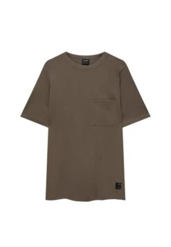 PULL & BEAR Short SleeveWith Pocket - T-Shirt Basic - Brown -Pull & Bear e4e4856b37c54761b58e5b9e656382e4