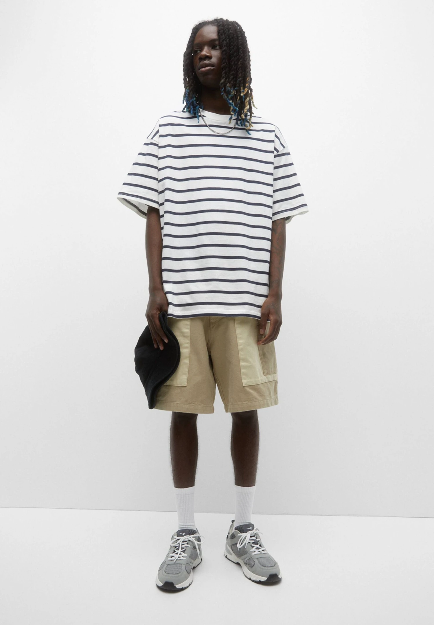 PULL & BEAR Garment-Dyed StripedT-Shirt Con StampaDark Blue Uomo T-shirt E Polo PUC22O1KN-K12 2 PULL & BEAR Garment-Dyed StripedT-Shirt Con StampaDark Blue Uomo T-shirt E Polo PUC22O1KN-K12 - immagine 2