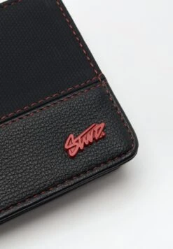 PULL & BEAR PortafoglioBlack Uomo Portafogli E Custodie PUC52F08N-Q11 -Pull & Bear e6b6a2c6d4ce4a34bee5270266ec0a41