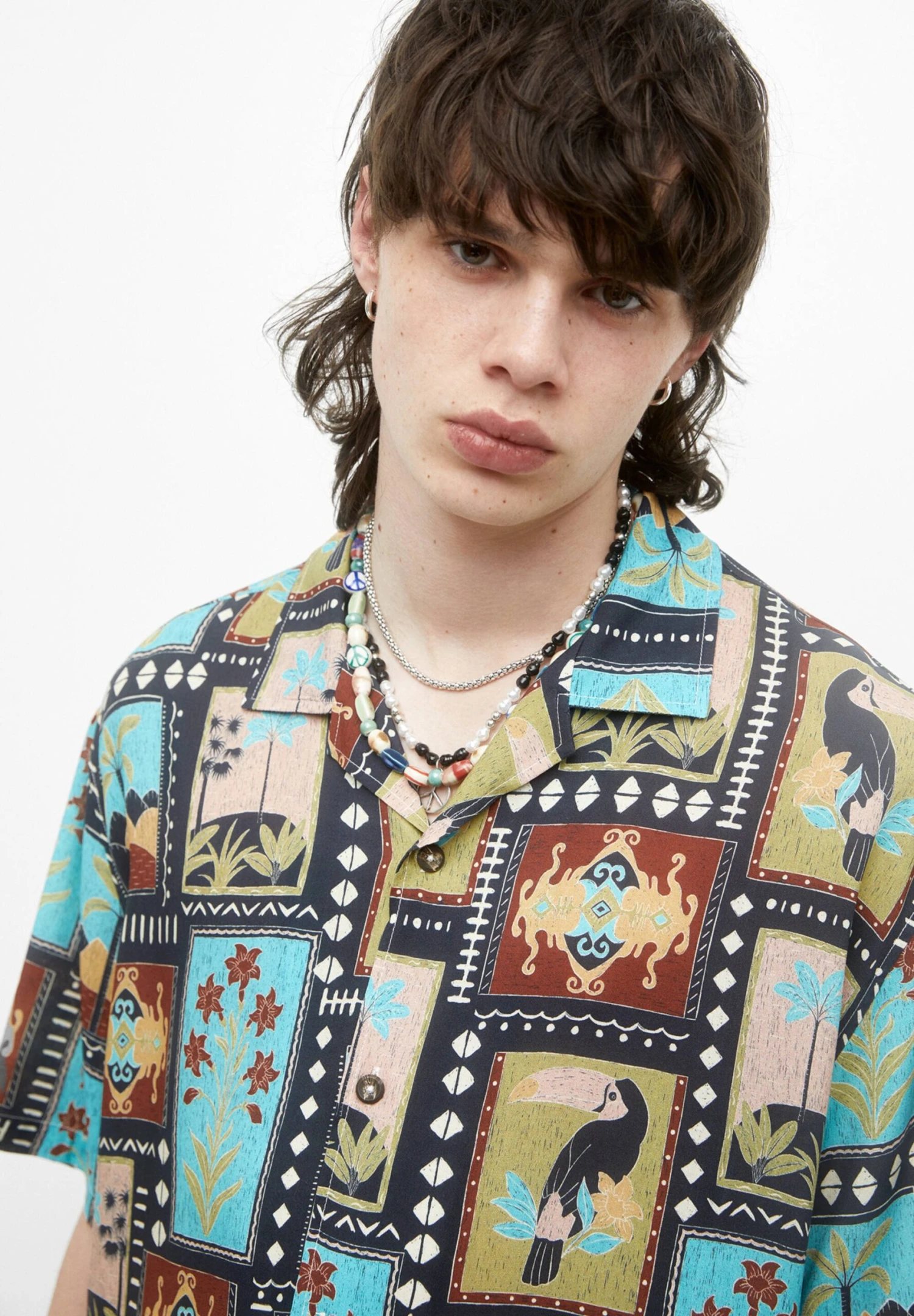 PULL & BEAR Printed Short SleeveCamiciaMulti Coloured Uomo Camicie PUC22D0JF-T11 4 PULL & BEAR Printed Short SleeveCamiciaMulti Coloured Uomo Camicie PUC22D0JF-T11 - immagine 4