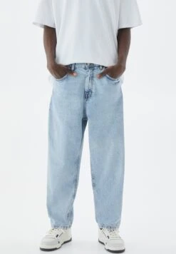 PULL & BEAR Jeans A SigarettaLight-Blue Denim Uomo Jeans PUC22G0PX-K12