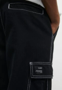 PULL & BEAR Contrast Seam - Pantaloni Cargo - Black -Pull & Bear eb36c1e96e8e468da0ebb2c4c0a558fc