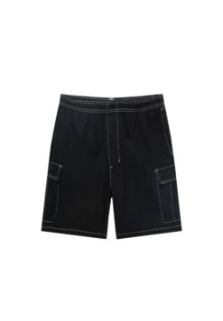 PULL & BEAR Bermuda With Seam DetailShortsBlack Uomo Bermuda PUC22F0CW-Q11 -Pull & Bear ed0127ca3fd646f0adeb24035b38b84e