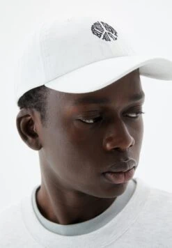 PULL & BEAR Byron Bay-FadedCappellinoWhite Uomo Cappellie Berretti PUC52P04P-A11