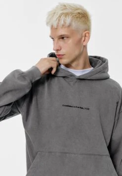 PULL & BEAR NEW YORK GRAPHIC - Felpa Con Cappuccio - Grey -Pull & Bear edfd45a9b1004dfcb2ea5bf5b445be4b