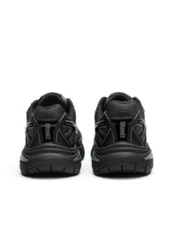 PULL & BEAR RETRO SNEAKERS - Sneakers Basse - Black -Pull & Bear ee2e93fbcc9343c9b182bcec94d79d9b