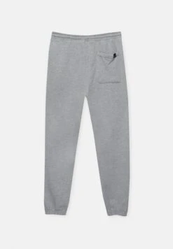 PULL & BEAR Standard FitJoggersPantaloni SportiviDark Grey Uomo Pantaloni PUC22E0F5-C11 -Pull & Bear ee85654aad034f9abca83232966bd918