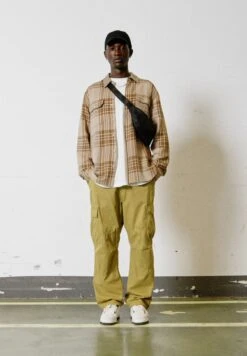 PULL & BEAR Long Sleeve Checked - Camicia - Ochre 12 PULL & BEAR Long Sleeve Checked - Camicia - Ochre -Pull & Bear ef2ae69f5e494270b5bb3b00d7d555eb