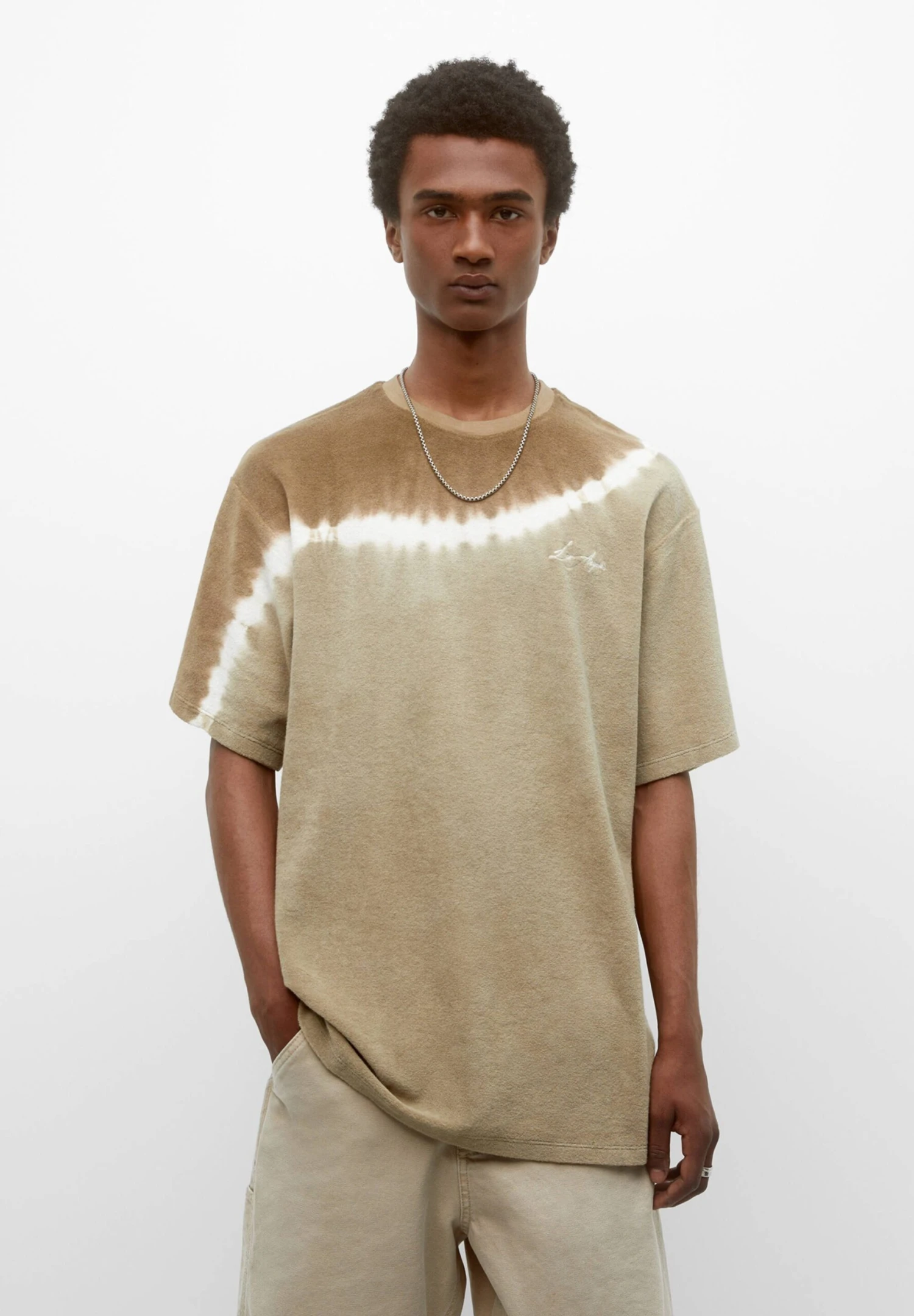 PULL & BEAR Short Sleeve Tie-DyeT-Shirt Con StampaBrown Uomo T-shirt E Polo PUC22O1MW-O11 1 PULL & BEAR Short Sleeve Tie-DyeT-Shirt Con StampaBrown Uomo T-shirt E Polo PUC22O1MW-O11