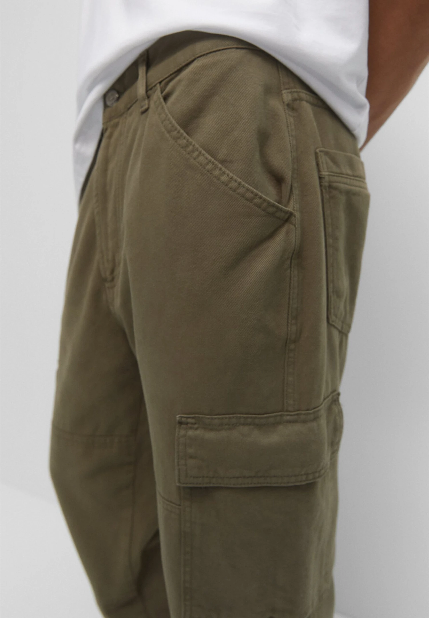 PULL & BEAR Wide-LegPantaloni CargoDark Green Uomo Pantaloni PUC22E0EO-M11 4 PULL & BEAR Wide-LegPantaloni CargoDark Green Uomo Pantaloni PUC22E0EO-M11 - immagine 4
