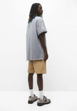 PULL & BEAR Basic Colourful BermudaShortsOchre Uomo Bermuda PUC22F0CY-O11 -Pull & Bear efc5e46cbb0e4cf0bf38f5b3a978f7b5