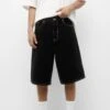 PULL & BEAR Baggy Fit Wide-Leg-Bermuda Shorts Di JeansBlack Uomo Jeans PUC22F0DH-Q11