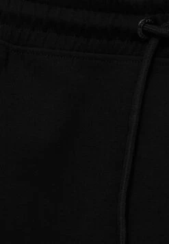 PULL & BEAR Bermuda Jogging - Shorts - Black -Pull & Bear f23f16a6154a4d55a8ff765850615288