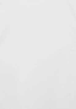 PULL & BEAR Basic Coloured StrappyTopWhite Uomo T-shirt E Polo PUC22O1LI-A11 12 PULL & BEAR Basic Coloured StrappyTopWhite Uomo T-shirt E Polo PUC22O1LI-A11 -Pull & Bear f3965000e20a4563bf23cb4e83875d0d