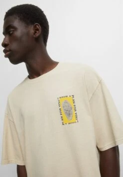 PULL & BEAR Short SleeveT-Shirt Con StampaBeige Uomo T-shirt E Polo PUC22O1PB-B11 -Pull & Bear f3af70524a4f4052bfb40996861880f9