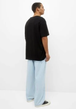 PULL & BEAR Basic Jogger- Jeans Baggy - Light Blue Denim -Pull & Bear f434ecd0ba4448eda5ec2c9c6ae0bc6a