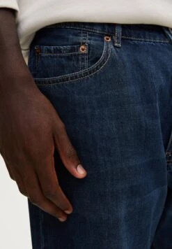 PULL & BEAR With Turn Up Hems - Shorts Di Jeans - Dark Blue Denim -Pull & Bear f7b4d0bc71c74aea8051e56d847ab15c