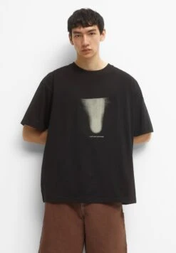 PULL & BEAR Short Sleeve With PrintT-Shirt Con StampaBlack Uomo T-shirt E Polo PUC22O1NP-Q11