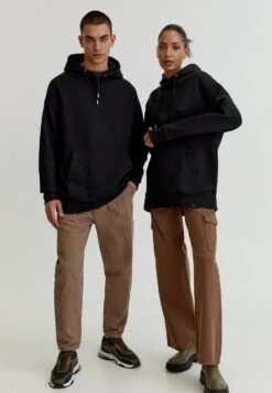 PULL & BEAR Felpa Con CappuccioBlack Uomo Maglieria E Felpe PUC22S0IS-Q11