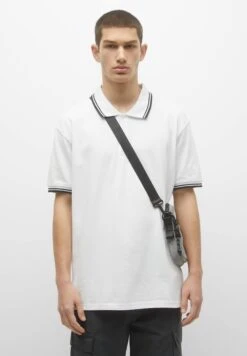 PULL & BEAR With Contrast Collar - Polo - White