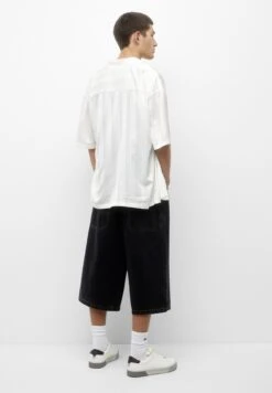 PULL & BEAR Baggy Fit Extra Wide-Leg-BermudaShorts Di JeansBlack Uomo Bermuda PUC22F0DF-Q11 10 PULL & BEAR Baggy Fit Extra Wide-Leg-BermudaShorts Di JeansBlack Uomo Bermuda PUC22F0DF-Q11 -Pull & Bear fc766fcf479a4c07a9d736b5aa58036e