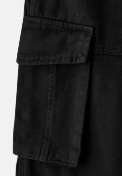 PULL & BEAR Wide-Leg With Label DetailPantaloni CargoBlack Uomo Pantaloni PUC22E0F8-Q11 -Pull & Bear fe39ab19e82747aa95c8535922af9e44