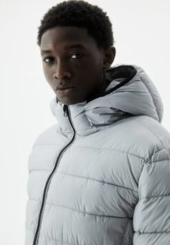 PULL & BEAR LightweightGiacca InvernaleGrey Uomo Giacche PUC22T0ST-C11 11 PULL & BEAR LightweightGiacca InvernaleGrey Uomo Giacche PUC22T0ST-C11 -Pull & Bear ffccb65a1fe24718aa09aefbcc219d46